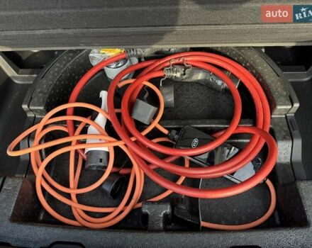 Серый Киа Niro, объемом двигателя 0 л и пробегом 142 тыс. км за 18900 $, фото 29 на Automoto.ua