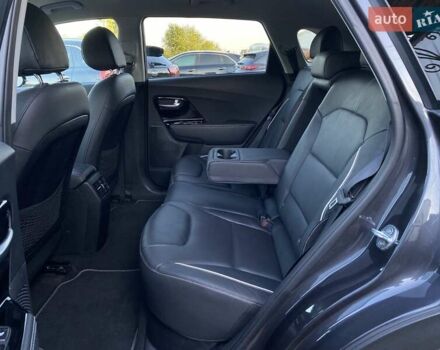 Сірий Кіа Niro, об'ємом двигуна 0 л та пробігом 88 тис. км за 22500 $, фото 47 на Automoto.ua