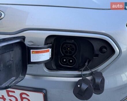 Кіа Niro 2020 у Чернівцях на Automoto.ua Сірий Кіа Niro, об'ємом двигуна 0 л та пробігом 12 тис. км за 19100 $, фото 10 на Automoto.ua