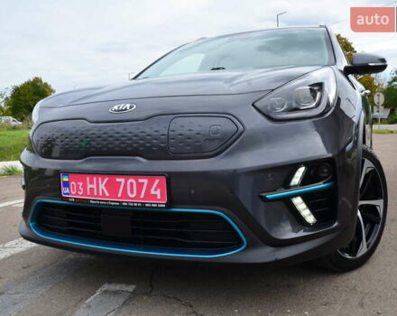 Серый Киа Niro, объемом двигателя 0 л и пробегом 77 тыс. км за 19950 $, фото 8 на Automoto.ua