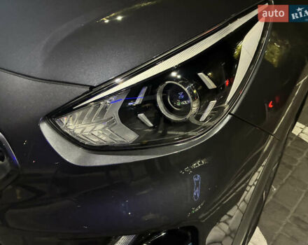 Серый Киа Niro, объемом двигателя 0 л и пробегом 116 тыс. км за 17999 $, фото 12 на Automoto.ua