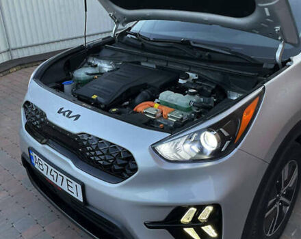 Серый Киа Niro, объемом двигателя 1.58 л и пробегом 67 тыс. км за 22600 $, фото 36 на Automoto.ua