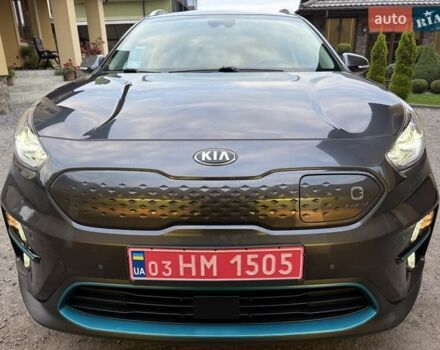 Киа Niro 2020 в Львове на Automoto.ua Серый Киа Niro, объемом двигателя 0 л и пробегом 136 тыс. км за 17950 $, фото 11 на Automoto.ua