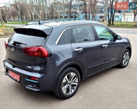 Серый Киа Niro, объемом двигателя 0 л и пробегом 115 тыс. км за 20300 $, фото 9 на Automoto.ua
