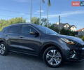 Серый Киа Niro, объемом двигателя 0 л и пробегом 85 тыс. км за 18999 $, фото 5 на Automoto.ua