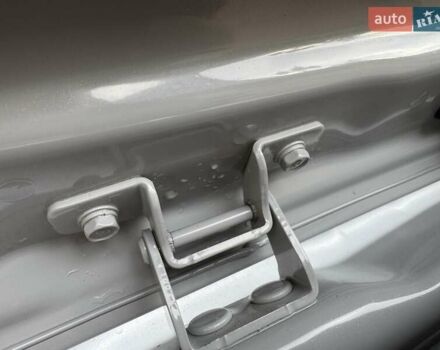 Сірий Кіа Niro, об'ємом двигуна 0 л та пробігом 118 тис. км за 19300 $, фото 133 на Automoto.ua