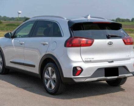 Серый Киа Niro, объемом двигателя 1.6 л и пробегом 55 тыс. км за 13500 $, фото 4 на Automoto.ua