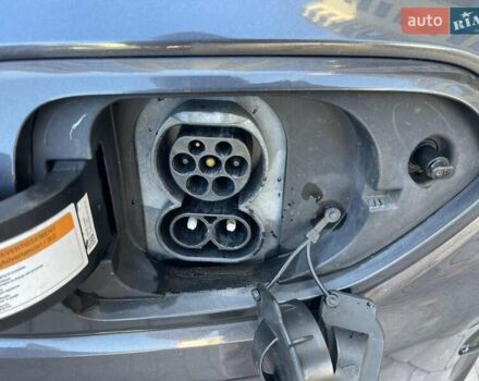 Серый Киа Niro, объемом двигателя 0 л и пробегом 125 тыс. км за 19250 $, фото 58 на Automoto.ua