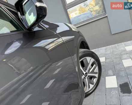 Сірий Кіа Niro, об'ємом двигуна 0 л та пробігом 70 тис. км за 19999 $, фото 42 на Automoto.ua