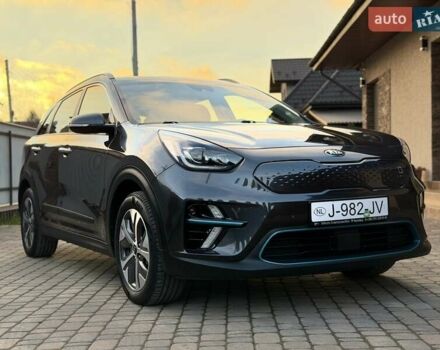 Сірий Кіа Niro, об'ємом двигуна 0 л та пробігом 118 тис. км за 20499 $, фото 2 на Automoto.ua