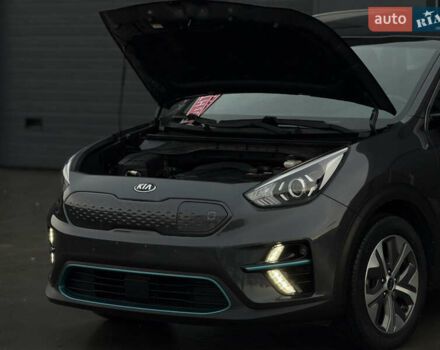 Серый Киа Niro, объемом двигателя 0 л и пробегом 164 тыс. км за 17550 $, фото 22 на Automoto.ua