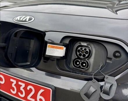 Серый Киа Niro, объемом двигателя 0 л и пробегом 147 тыс. км за 18800 $, фото 12 на Automoto.ua