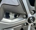 Серый Киа Niro, объемом двигателя 0 л и пробегом 112 тыс. км за 18900 $, фото 22 на Automoto.ua