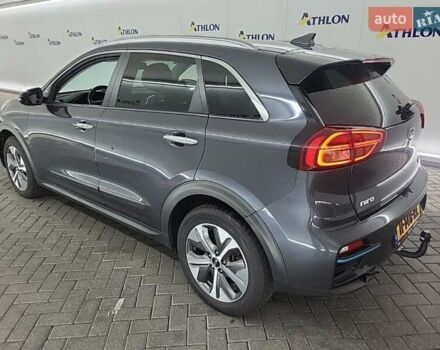 Серый Киа Niro, объемом двигателя 0 л и пробегом 160 тыс. км за 18950 $, фото 9 на Automoto.ua