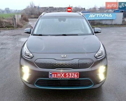 Серый Киа Niro, объемом двигателя 0 л и пробегом 150 тыс. км за 19300 $, фото 4 на Automoto.ua