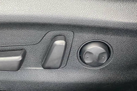 Сірий Кіа Niro, об'ємом двигуна 0 л та пробігом 158 тис. км за 19950 $, фото 26 на Automoto.ua