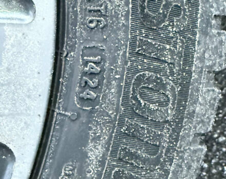 Серый Киа Niro, объемом двигателя 0 л и пробегом 165 тыс. км за 18000 $, фото 27 на Automoto.ua