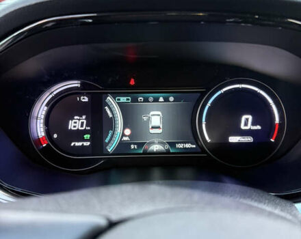 Сірий Кіа Niro, об'ємом двигуна 0 л та пробігом 102 тис. км за 18900 $, фото 7 на Automoto.ua