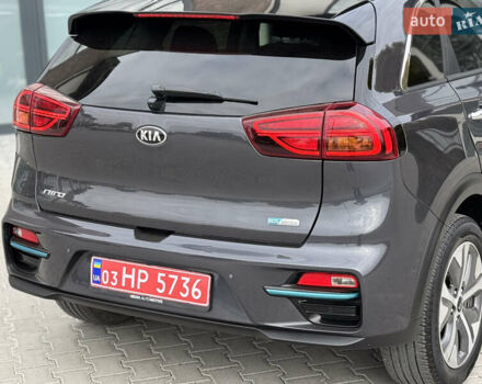 Серый Киа Niro, объемом двигателя 0 л и пробегом 139 тыс. км за 18900 $, фото 28 на Automoto.ua