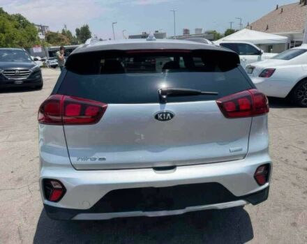 Серый Киа Niro, объемом двигателя 0 л и пробегом 34 тыс. км за 10500 $, фото 4 на Automoto.ua