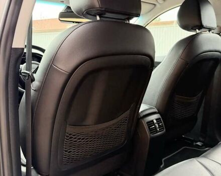 Сірий Кіа Niro, об'ємом двигуна 0 л та пробігом 71 тис. км за 21999 $, фото 63 на Automoto.ua