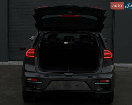 Серый Киа Niro, объемом двигателя 0 л и пробегом 164 тыс. км за 17550 $, фото 56 на Automoto.ua