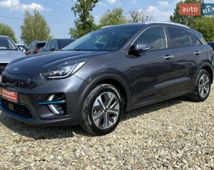 Сірий Кіа Niro, об'ємом двигуна 0 л та пробігом 116 тис. км за 21800 $, фото 19 на Automoto.ua