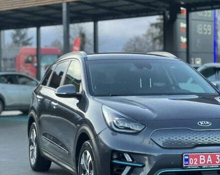 Серый Киа Niro, объемом двигателя 0 л и пробегом 133 тыс. км за 19500 $, фото 6 на Automoto.ua