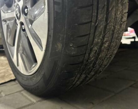 Сірий Кіа Niro, об'ємом двигуна 0 л та пробігом 149 тис. км за 7900 $, фото 6 на Automoto.ua