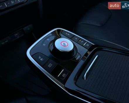 Сірий Кіа Niro, об'ємом двигуна 0 л та пробігом 58 тис. км за 23400 $, фото 69 на Automoto.ua