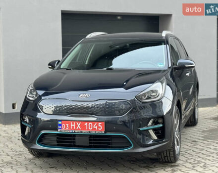 Серый Киа Niro, объемом двигателя 0 л и пробегом 156 тыс. км за 18500 $, фото 36 на Automoto.ua