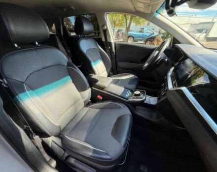 Сірий Кіа Niro, об'ємом двигуна 0 л та пробігом 40 тис. км за 7100 $, фото 9 на Automoto.ua