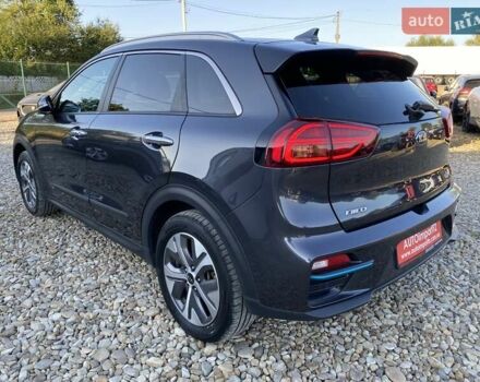 Сірий Кіа Niro, об'ємом двигуна 0 л та пробігом 88 тис. км за 22500 $, фото 13 на Automoto.ua