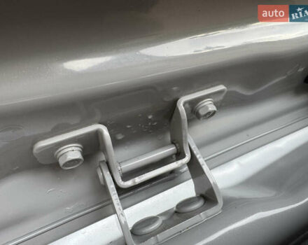 Серый Киа Niro, объемом двигателя 0 л и пробегом 118 тыс. км за 19350 $, фото 141 на Automoto.ua