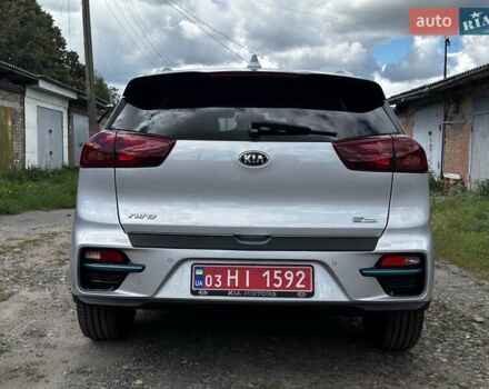 Сірий Кіа Niro, об'ємом двигуна 0 л та пробігом 108 тис. км за 19100 $, фото 19 на Automoto.ua
