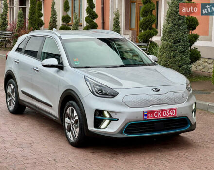 Серый Киа Niro, объемом двигателя 0 л и пробегом 118 тыс. км за 19350 $, фото 35 на Automoto.ua