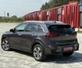 Сірий Кіа Niro, об'ємом двигуна 0 л та пробігом 82 тис. км за 20500 $, фото 5 на Automoto.ua