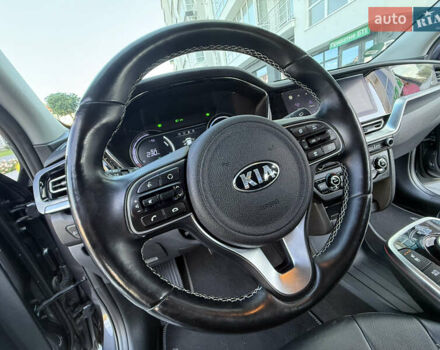 Серый Киа Niro, объемом двигателя 0 л и пробегом 85 тыс. км за 18999 $, фото 47 на Automoto.ua