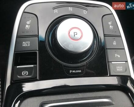 Серый Киа Niro, объемом двигателя 0 л и пробегом 90 тыс. км за 19900 $, фото 28 на Automoto.ua