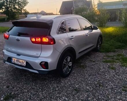Сірий Кіа Niro, об'ємом двигуна 1.58 л та пробігом 53 тис. км за 18300 $, фото 6 на Automoto.ua
