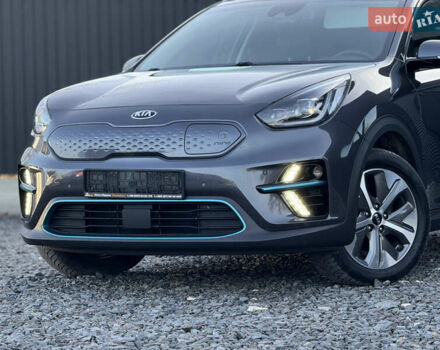 Сірий Кіа Niro, об'ємом двигуна 0 л та пробігом 102 тис. км за 18900 $, фото 9 на Automoto.ua