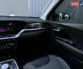 Серый Киа Niro, объемом двигателя 0 л и пробегом 88 тыс. км за 18500 $, фото 27 на Automoto.ua