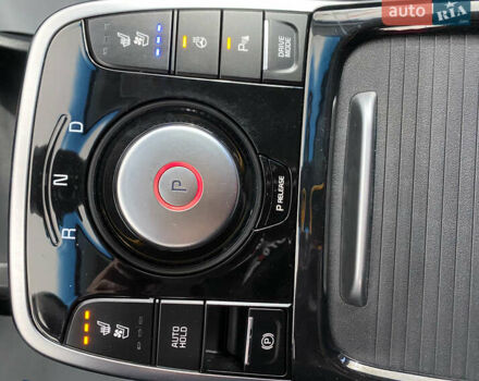 Сірий Кіа Niro, об'ємом двигуна 0 л та пробігом 158 тис. км за 19950 $, фото 18 на Automoto.ua