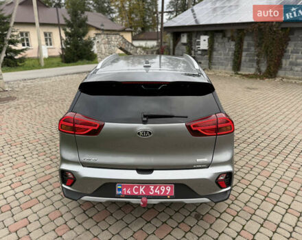 Киа Niro 2020 в Калуше на Automoto.ua Серый Киа Niro, объемом двигателя 1.58 л и пробегом 102 тыс. км за 19600 $, фото 17 на Automoto.ua