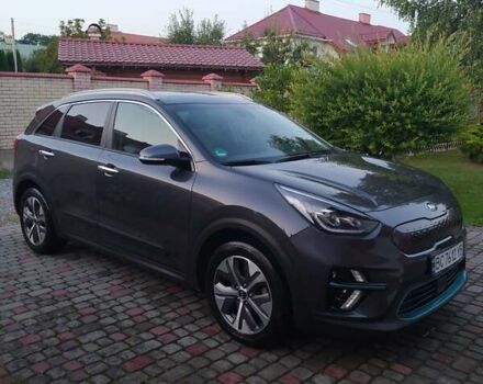 Серый Киа Niro, объемом двигателя 0 л и пробегом 113 тыс. км за 21200 $, фото 5 на Automoto.ua