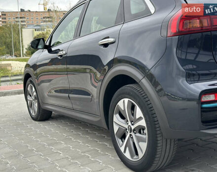 Серый Киа Niro, объемом двигателя 0 л и пробегом 128 тыс. км за 19400 $, фото 27 на Automoto.ua