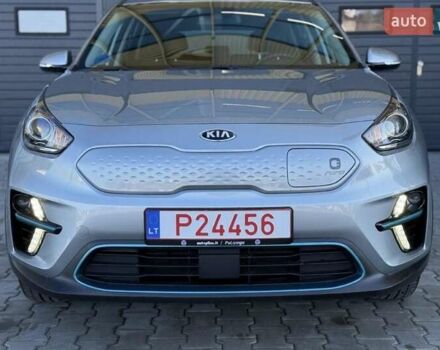 Кіа Niro 2020 у Чернівцях на Automoto.ua Сірий Кіа Niro, об'ємом двигуна 0 л та пробігом 12 тис. км за 19100 $, фото 7 на Automoto.ua