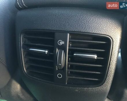 Серый Киа Niro, объемом двигателя 0 л и пробегом 90 тыс. км за 19900 $, фото 27 на Automoto.ua