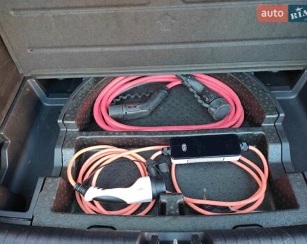 Киа Niro 2020 в Ровно на Automoto.ua Серый Киа Niro, объемом двигателя 0 л и пробегом 125 тыс. км за 19850 $, фото 99 на Automoto.ua