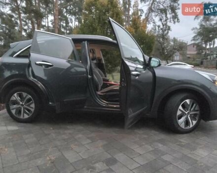Киа Niro 2020 в Ирпене на Automoto.ua Серый Киа Niro, объемом двигателя 0 л и пробегом 99 тыс. км за 20490 $, фото 24 на Automoto.ua
